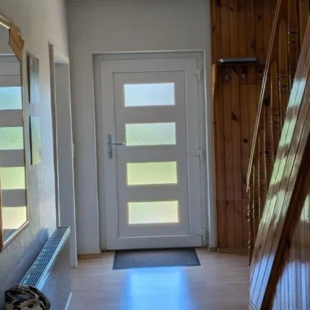 Grosszuegige Mit Viel Platz Zwischen Tollenseesee Und Mueritz *