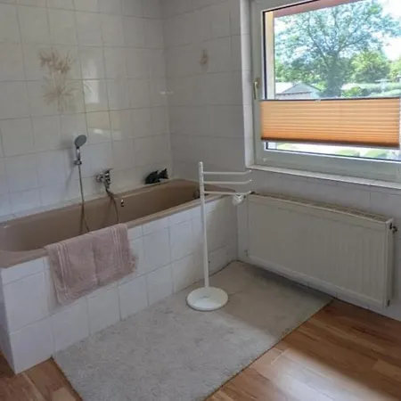 Daire Grosszuegige Mit Viel Platz Zwischen Tollenseesee Und Mueritz *