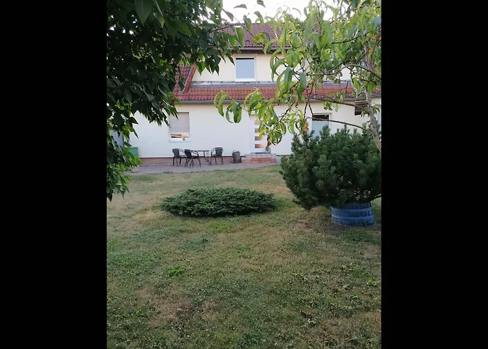 Neu! Morderne Apartman Hohenzieritz